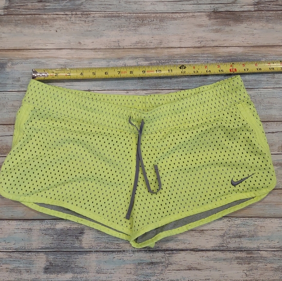 Nike Reversible Athletic Shorts - Picture 4 of 9